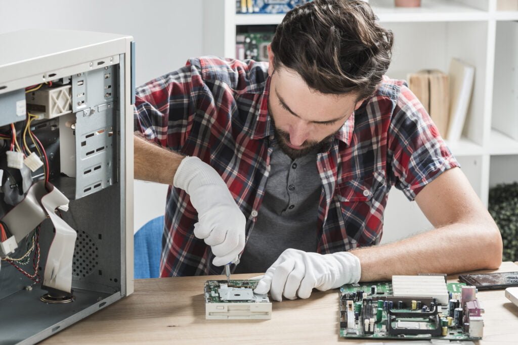 TECFIX - Assistência Técnica em Notebooks e Computadores Manutenção de ...